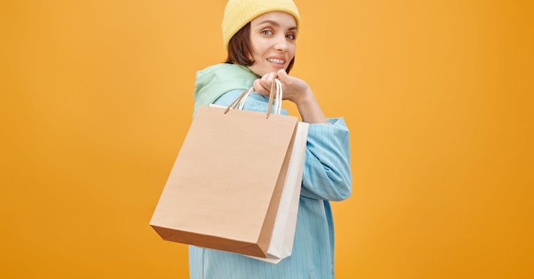 découvrez les tendances streetwear féminines incontournables pour 2025 et adoptez un style urbain moderne et audacieux.