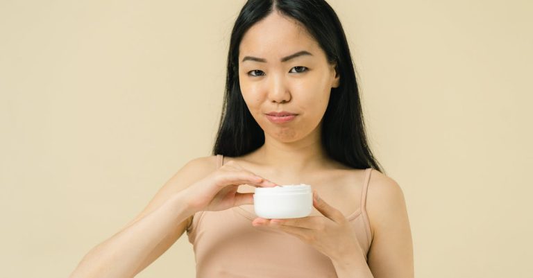 découvrez les soins du visage sensoriels qui éveillent vos sens et revitalisent votre peau pour une expérience unique de bien-être et beauté.